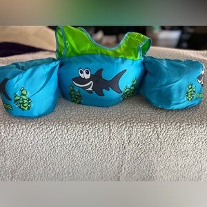 Kids Shark Swim Vest - Blue